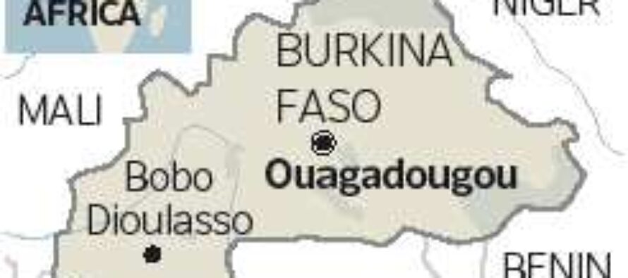 Fugge l’uomo forte del Burkina Faso