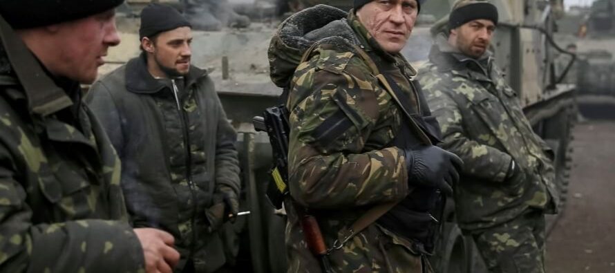 Londra sfodera i muscoli e invia soldati in Ucraina
