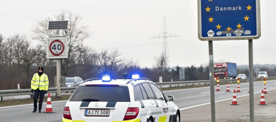 Migranti, confini chiusi da Svezia e Danimarca Merkel: è crisi Schengen