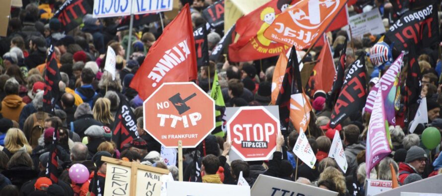 Ttip, avanti a tappe forzate