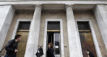«Il 95% degli aiuti alla Grecia per salvare le banche»