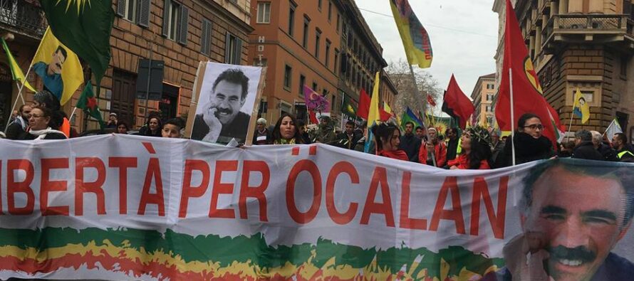 Roma manifesta per Afrin: «Oggi i curdi vivono un nuovo Sykes-Picot»