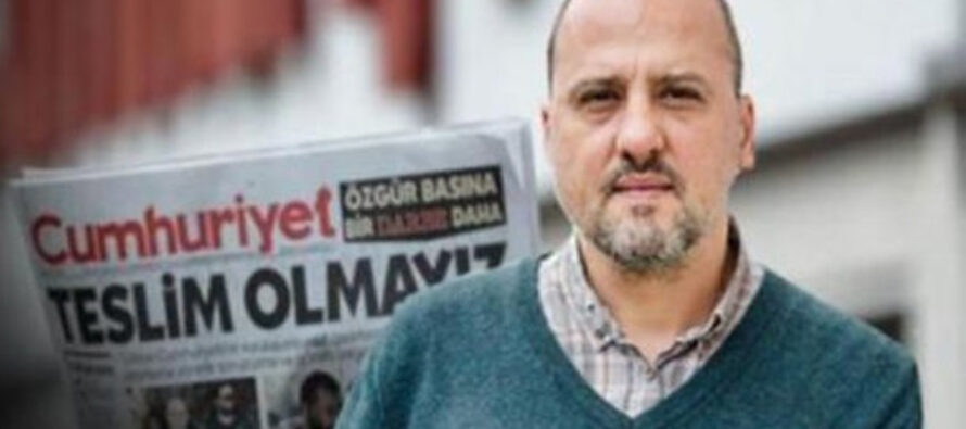 Turchia, dopo 440 giorni scarcerati i giornalisti di Cumhuriyet