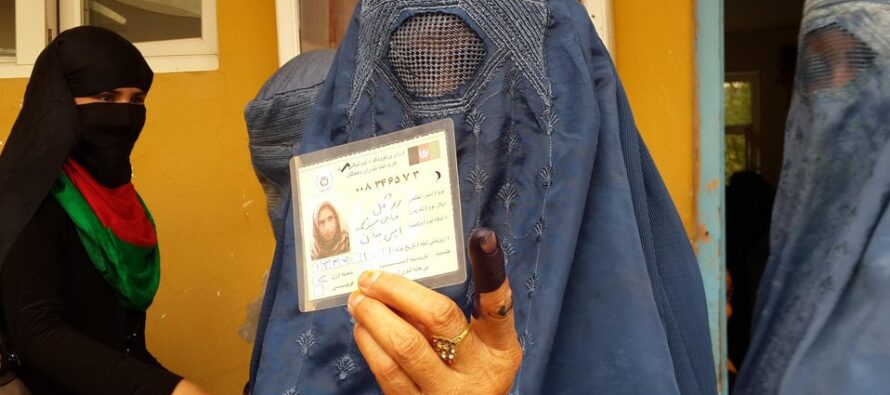 Da oggi in Olanda è proibito indossare il burqa