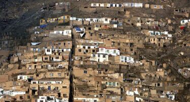 Afghanistan. Dopo la guerra e la fame, ora il terremoto: mille i morti
