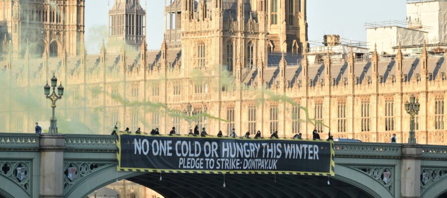 «Don’t Pay», la disobbedienza inglese dal basso contro il caro bollette