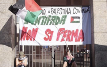 Torino. Studenti incatenati al Politecnico in solidarietà con Gaza, la polizia carica